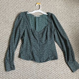 Abercrombie long sleeve scoop neck button through top